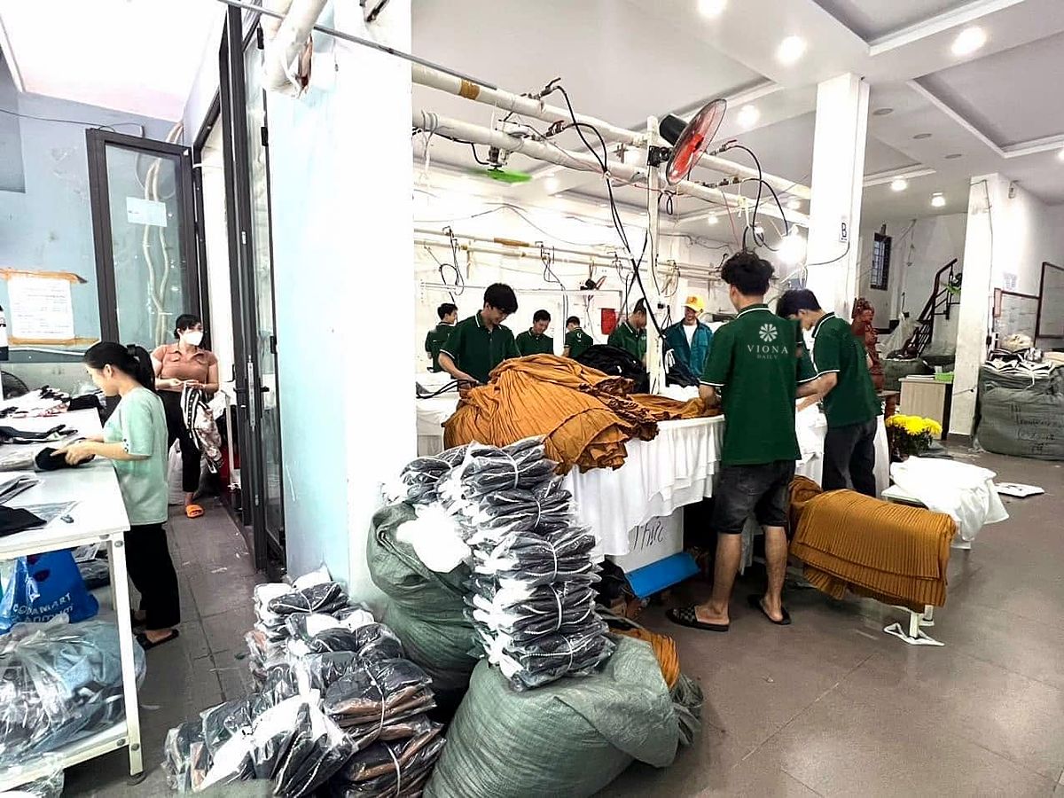 Khu hoàn thiện sản phẩm tại xưởng Viona Daily